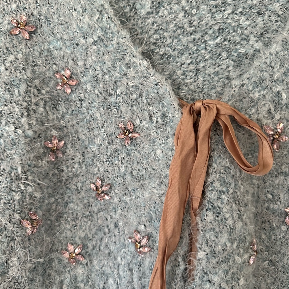 Small free people tie front sweater
